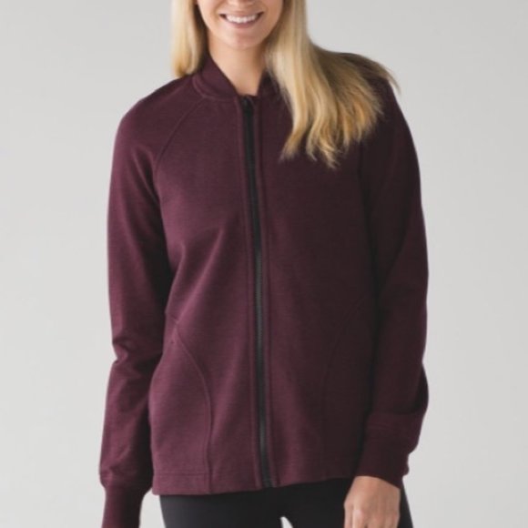 Lululemon Pleat To Street Bomber sz 2 - Picture 1 of 16